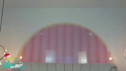 Snapshot of miss_veronicaa chatting on December 26, 2024, 12:05 pm Veronica summer 7AM to 1500 PM hour GMT-5 online show from December 26, 2024, 12:05 pm