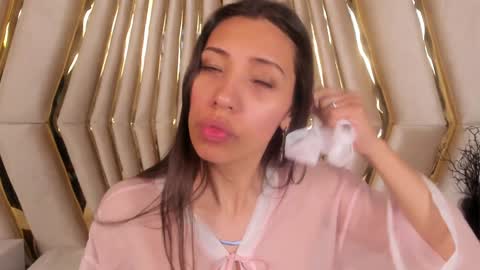 Snapshot of miss_veronicaa chatting on January 2, 2025, 5:50 pm Veronica summer 7AM to 1500 PM hour GMT-5 online show from January 2, 2025, 5:50 pm