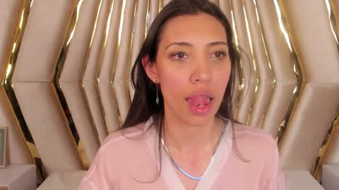 Snapshot of miss_veronicaa chatting on January 2, 2025, 8:57 pm Veronica summer 7AM to 1500 PM hour GMT-5 online show from January 2, 2025, 8:57 pm