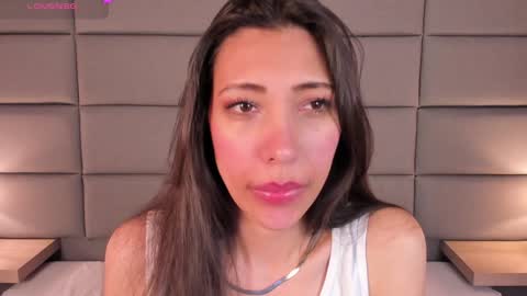 Snapshot of miss_veronicaa chatting on January 3, 2025, 2:40 pm Veronica summer 7AM to 1500 PM hour GMT-5 online show from January 3, 2025, 2:40 pm