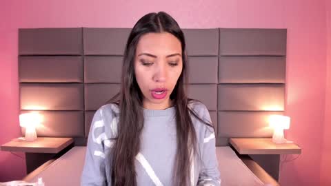 Snapshot of miss_veronicaa chatting on January 15, 2025, 11:32 am Veronica summer 7AM to 1500 PM hour GMT-5 online show from January 15, 2025, 11:32 am
