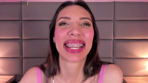 Snapshot of miss_veronicaa chatting on January 17, 2025, 5:41 pm Veronica summer 7AM to 1500 PM hour GMT-5 online show from January 17, 2025, 5:41 pm