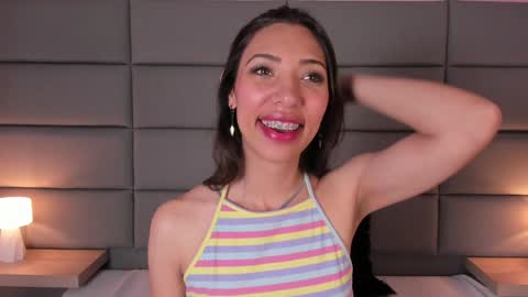 Snapshot of miss_veronicaa chatting on January 25, 2025, 11:44 am Veronica summer 7AM to 1500 PM hour GMT-5 online show from January 25, 2025, 11:44 am
