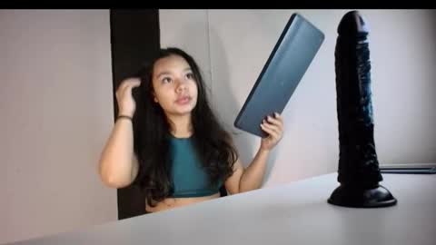 April online show from March 6, 2025, 11:36 am