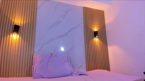 Snapshot of missarii28 chatting on October 31, 2025, 7:26 pm Mis Ari online show from October 31, 2025, 7:26 pm