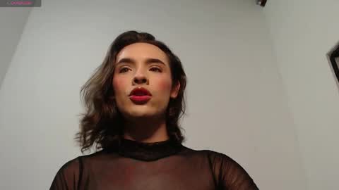 Mis Ari online show from April 14, 2026, 8:26 pm