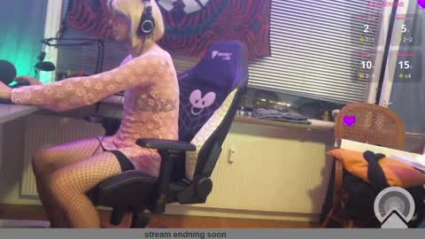 Snapshot of missbeccasissy chatting on December 29, 2024, 4:08 pm MissBeccasissy online show from December 29, 2024, 4:08 pm