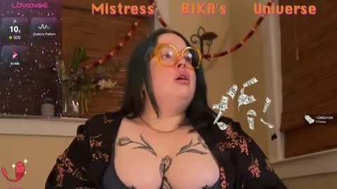 Miss Bika online show from March 4, 2025, 2:27 am