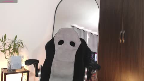 Snapshot of missblair12 chatting on January 31, 2025, 3:22 pm MissBlair online show from January 31, 2025, 3:22 pm