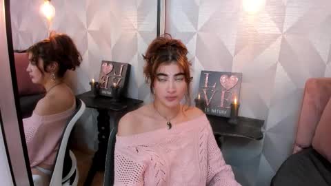 Misscarlet 26 online show from March 17, 2026, 5:49 pm