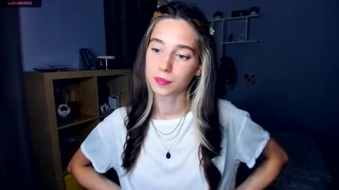 Shelley online show from September 16, 2025, 7:09 am