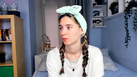 Shelley online show from September 27, 2025, 7:35 am