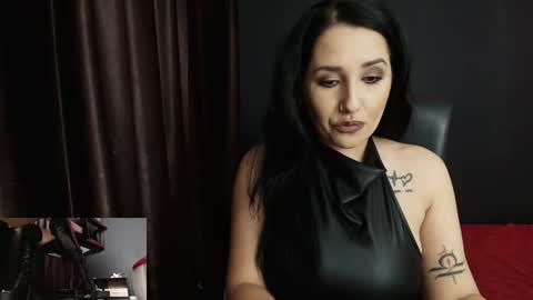 Miss online show from September 30, 2025, 9:53 pm