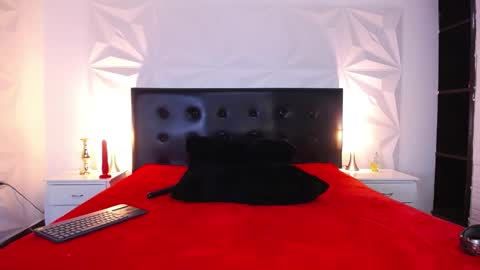 Snapshot of missellien chatting on January 29, 2025, 2:10 pm Angela online show from January 29, 2025, 2:10 pm