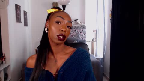 Emilie Diaz online show from March 27, 2026, 3:01 pm