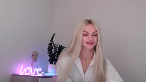 EMMA online show from December 7, 2024, 9:55 pm