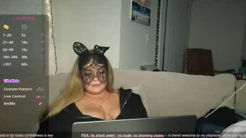 Snapshot of missemmbeex chatting on December 22, 2025, 3:03 am missemmbeex online show from December 22, 2025, 3:03 am