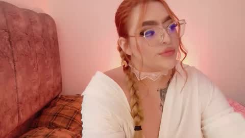 Snapshot of missevans_ chatting on June 9, 2026, 9:48 pm missevans_ online show from June 9, 2026, 9:48 pm