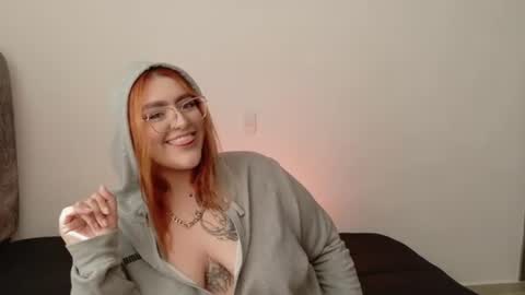 Snapshot of missevans_ chatting on June 16, 2026, 3:14 pm missevans_ online show from June 16, 2026, 3:14 pm