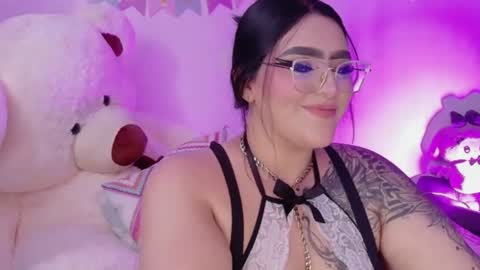 Snapshot of missevans_ chatting on July 6, 2026, 5:37 pm missevans_ online show from July 6, 2026, 5:37 pm