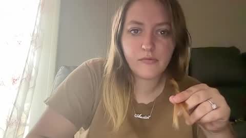 missfantastic0903 online show from May 23, 2026, 3:27 pm