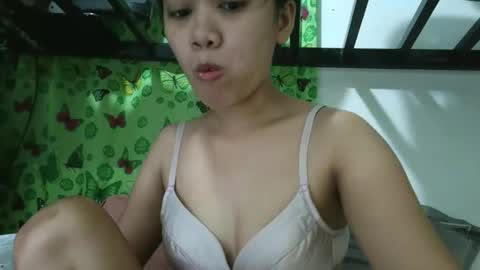 Snapshot of missjona08 chatting on April 20, 2026, 12:57 am Jona online show from April 20, 2026, 12:57 am