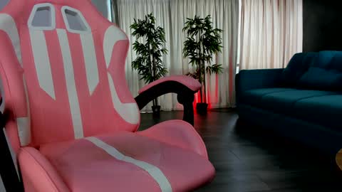 Snapshot of misskiarra chatting on January 11, 2025, 11:12 am misskiarra online show from January 11, 2025, 11:12 am