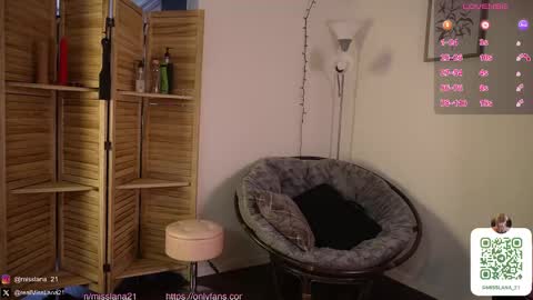 Snapshot of misslana21 chatting on February 12, 2026, 9:43 pm MissLana21 online show from February 12, 2026, 9:43 pm