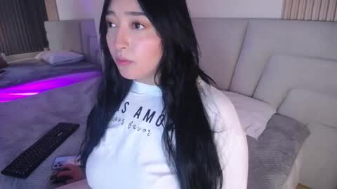 Snapshot of missloise chatting on November 18, 2025, 5:12 am Miss Loise online show from November 18, 2025, 5:12 am