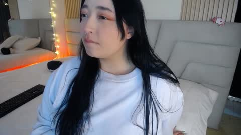 Snapshot of missloise chatting on December 15, 2025, 2:38 am Miss Loise online show from December 15, 2025, 2:38 am