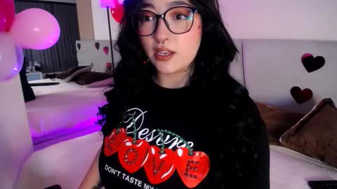 Snapshot of missloise chatting on February 13, 2026, 2:40 am Miss Loise online show from February 13, 2026, 2:40 am