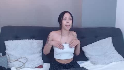 Snapshot of missmelody_jk chatting on November 26, 2025, 3:57 pm Miss Melody online show from November 26, 2025, 3:57 pm