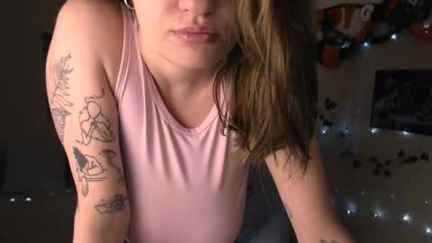 Li  online show from October 18, 2025, 12:28 pm