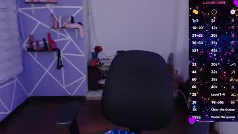 Miia online show from February 7, 2025, 6:13 pm