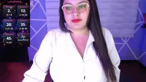 Miia online show from October 29, 2025, 2:52 pm