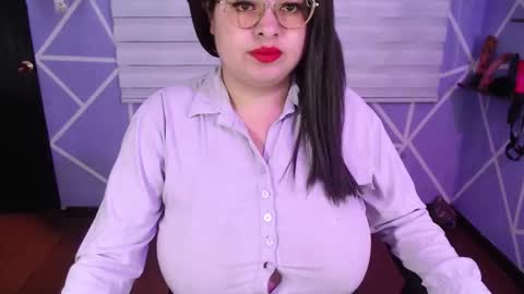 Miia online show from March 12, 2026, 3:18 pm