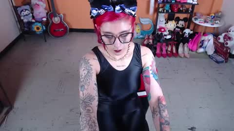 Miss Mia online show from January 29, 2025, 4:08 pm