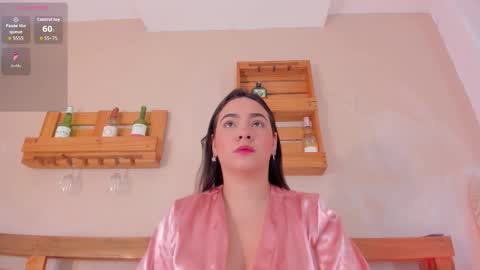 Mia  online show from February 11, 2026, 11:59 am