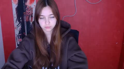 Mia online show from January 12, 2026, 12:21 pm