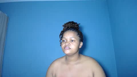 mimmi online show from November 16, 2025, 7:03 am