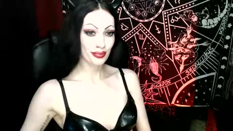 MissMoonDoll online show from February 2, 2025, 4:48 am