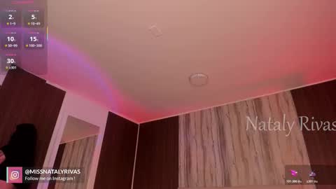 Snapshot of missnataly_ chatting on November 25, 2025, 10:21 pm Nataly Rivas online show from November 25, 2025, 10:21 pm