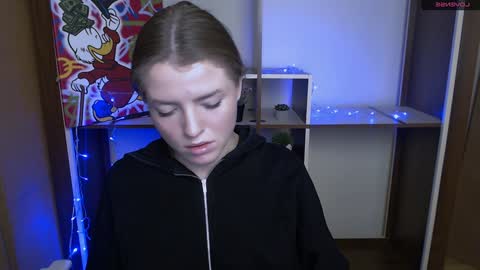 Snapshot of missoliviaa_ chatting on December 12, 2024, 1:28 pm Olivia online show from December 12, 2024, 1:28 pm