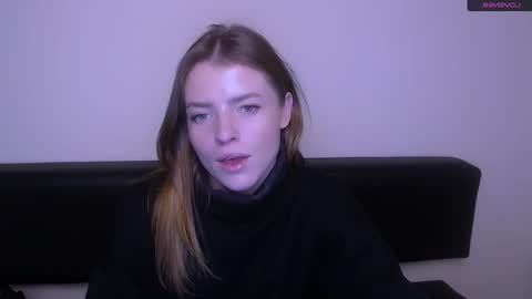 Snapshot of missoliviaa_ chatting on December 13, 2024, 11:02 am Olivia online show from December 13, 2024, 11:02 am