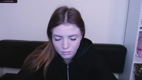 Snapshot of missoliviaa_ chatting on January 8, 2025, 7:24 am Olivia online show from January 8, 2025, 7:24 am