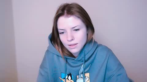 Snapshot of missoliviaa_ chatting on January 11, 2025, 7:49 am Olivia online show from January 11, 2025, 7:49 am