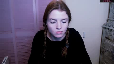 Snapshot of missoliviaa_ chatting on January 12, 2025, 5:44 pm Olivia online show from January 12, 2025, 5:44 pm