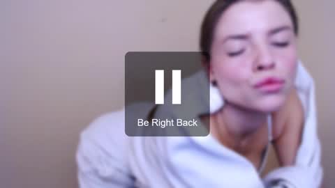 Snapshot of missoliviaa_ chatting on January 22, 2025, 3:18 pm Olivia online show from January 22, 2025, 3:18 pm