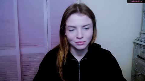 Snapshot of missoliviaa_ chatting on January 24, 2025, 2:08 pm Olivia online show from January 24, 2025, 2:08 pm