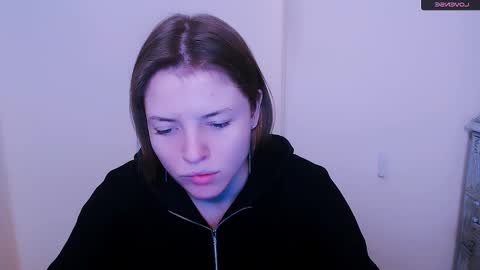 Snapshot of missoliviaa_ chatting on February 1, 2025, 12:26 pm Olivia online show from February 1, 2025, 12:26 pm